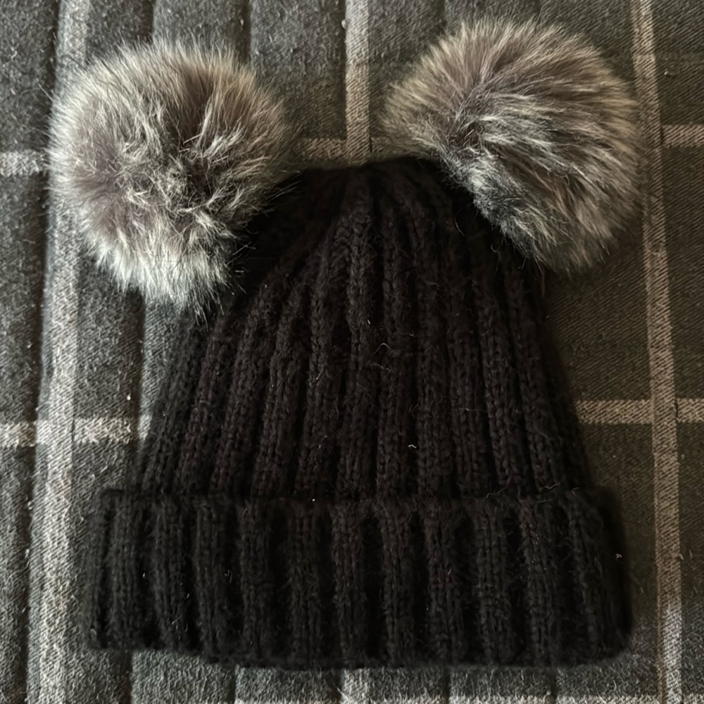 Double Pom beanie